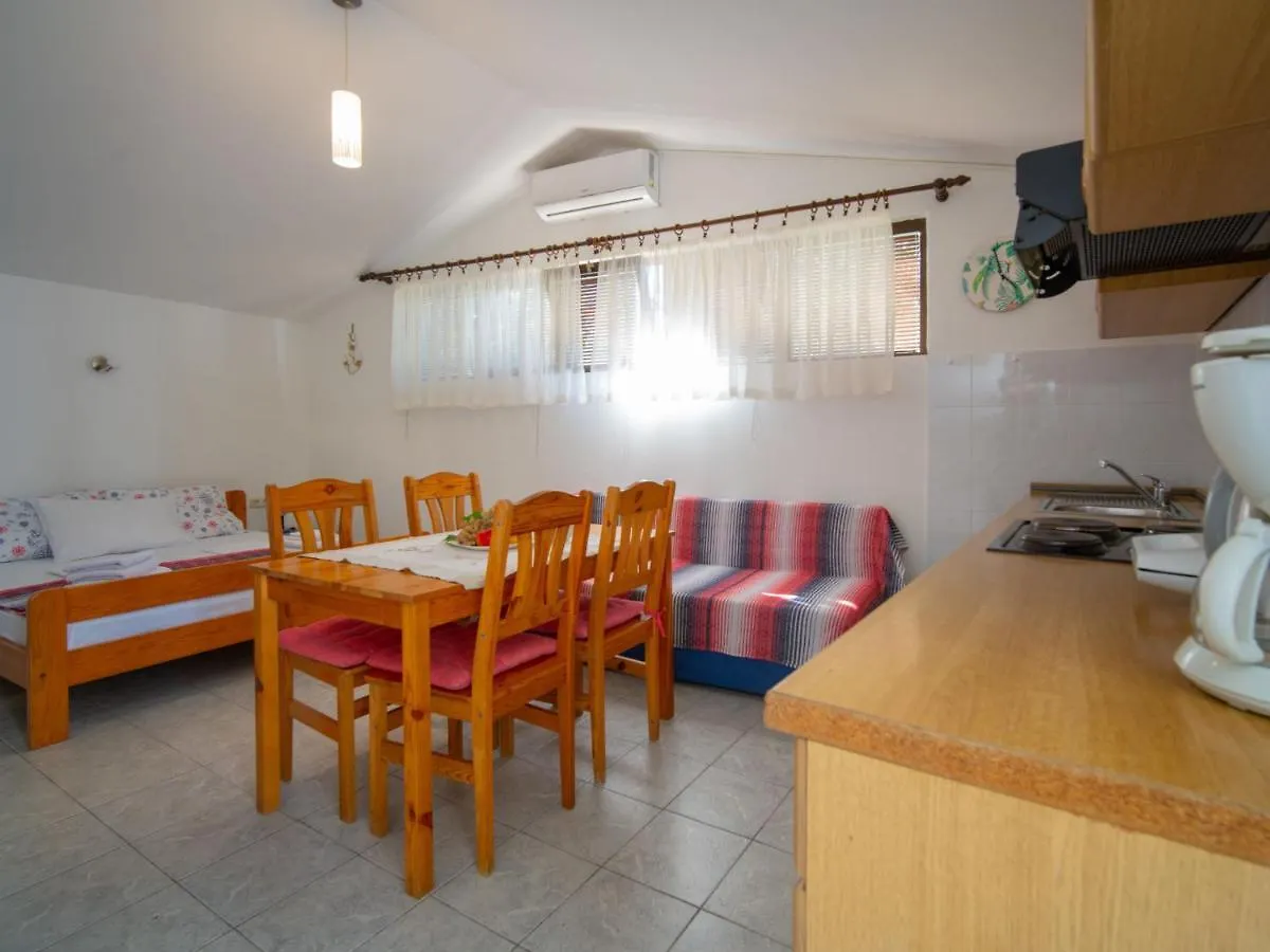 Apartment Ivka - Apt-3 By Interhome Punat